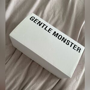 Gentle Monster box